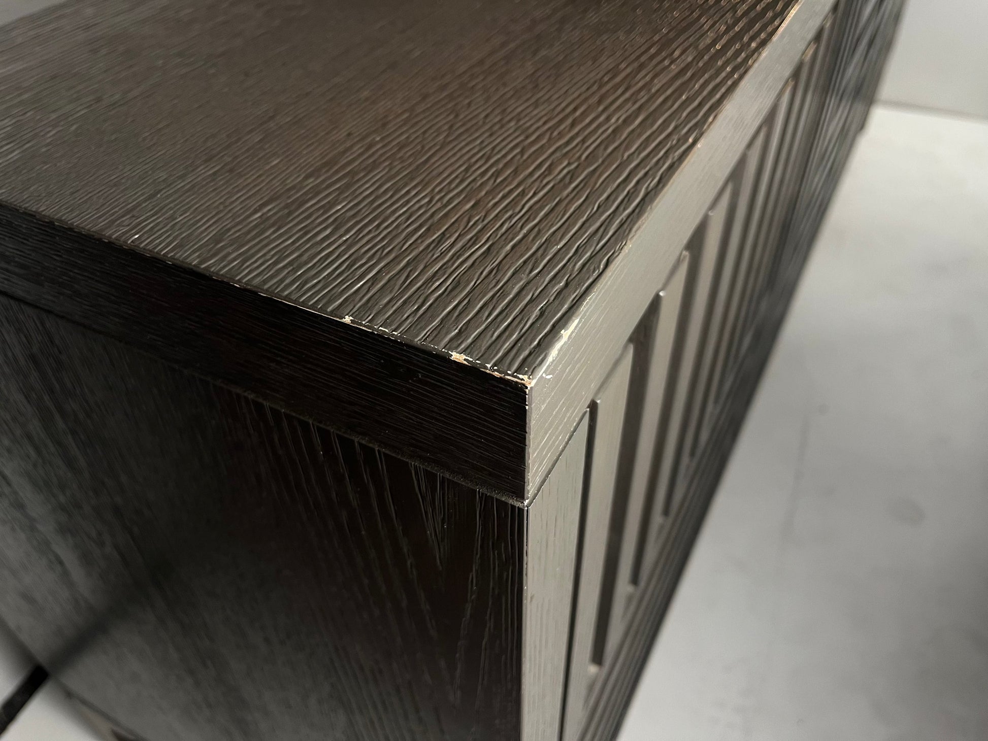 Berkeley Designs Kyoto Media Unit – Grey Oak with Brass Detailing - Outlet  Nicholas John Interiors