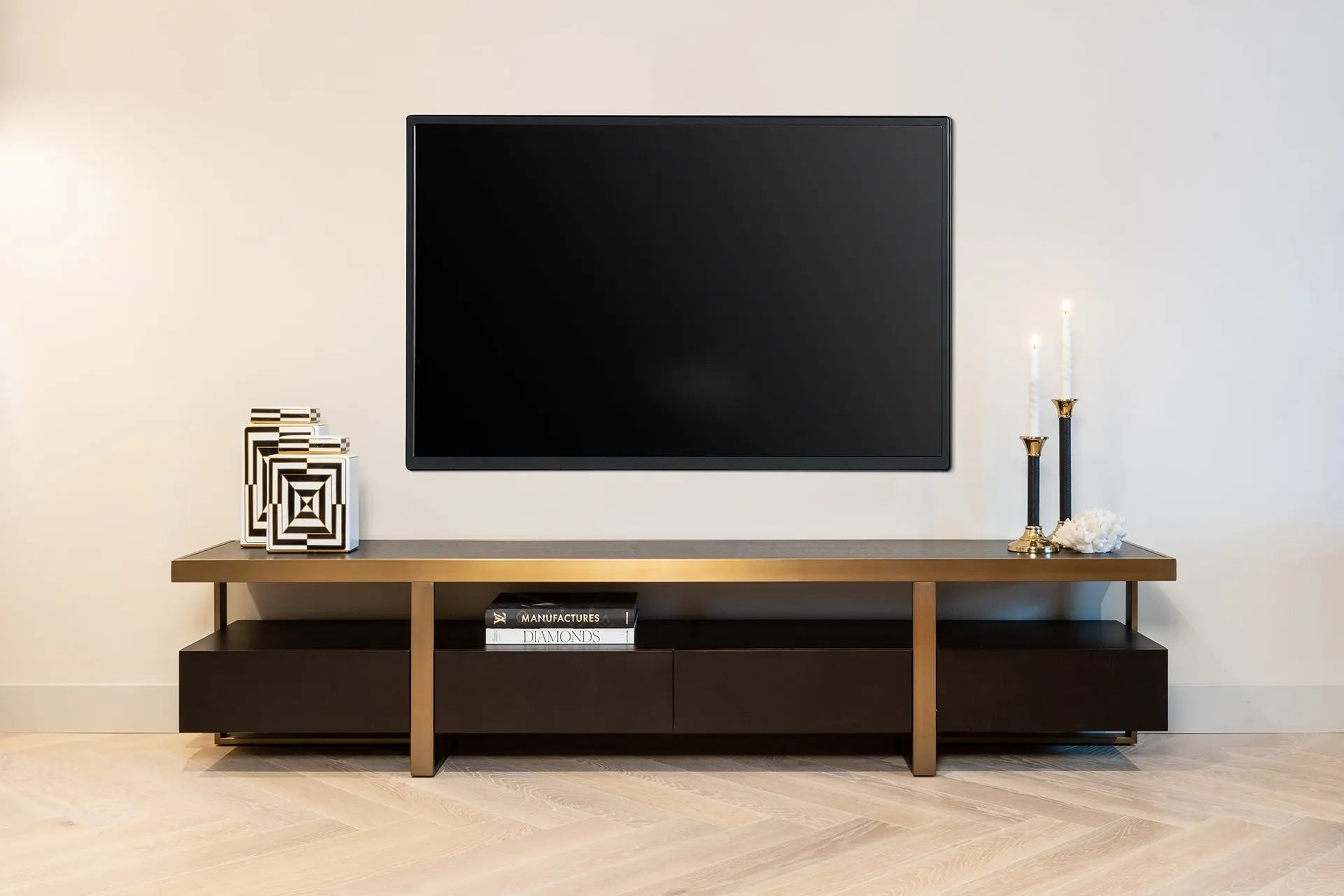 Richmond Interiors Diddley TV Cabinet in Charcoal Media Unit