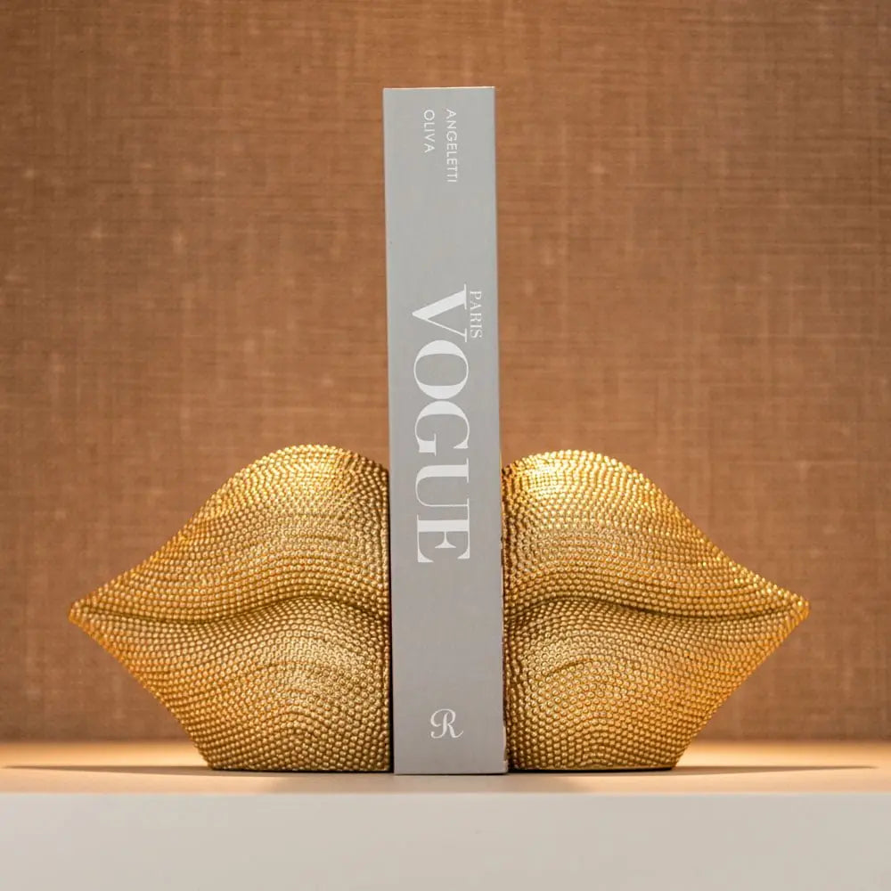 Richmond Interiors Kiss Bookend in Gold