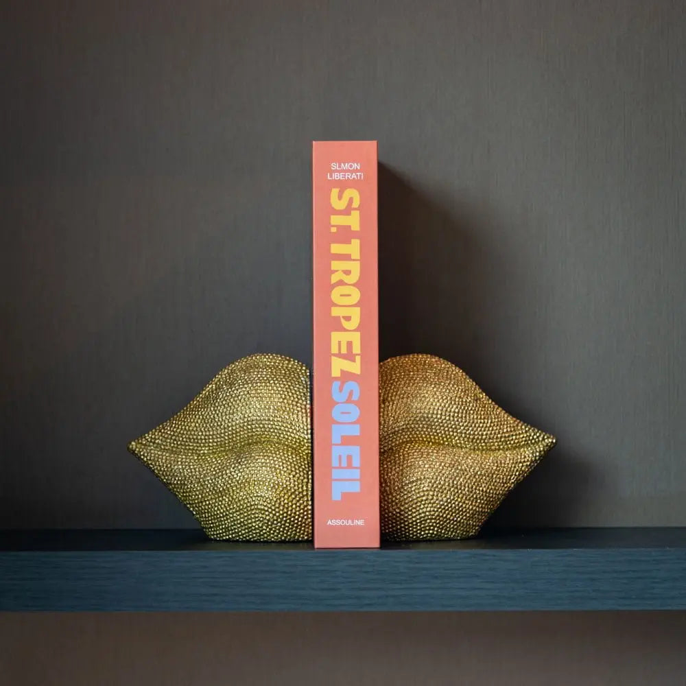 Richmond Interiors Kiss Bookend in Gold