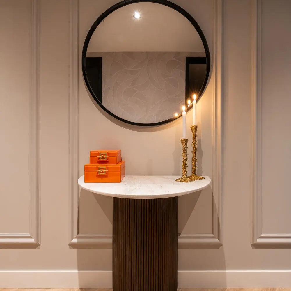 Richmond Interiors Mayfield Console Console Table