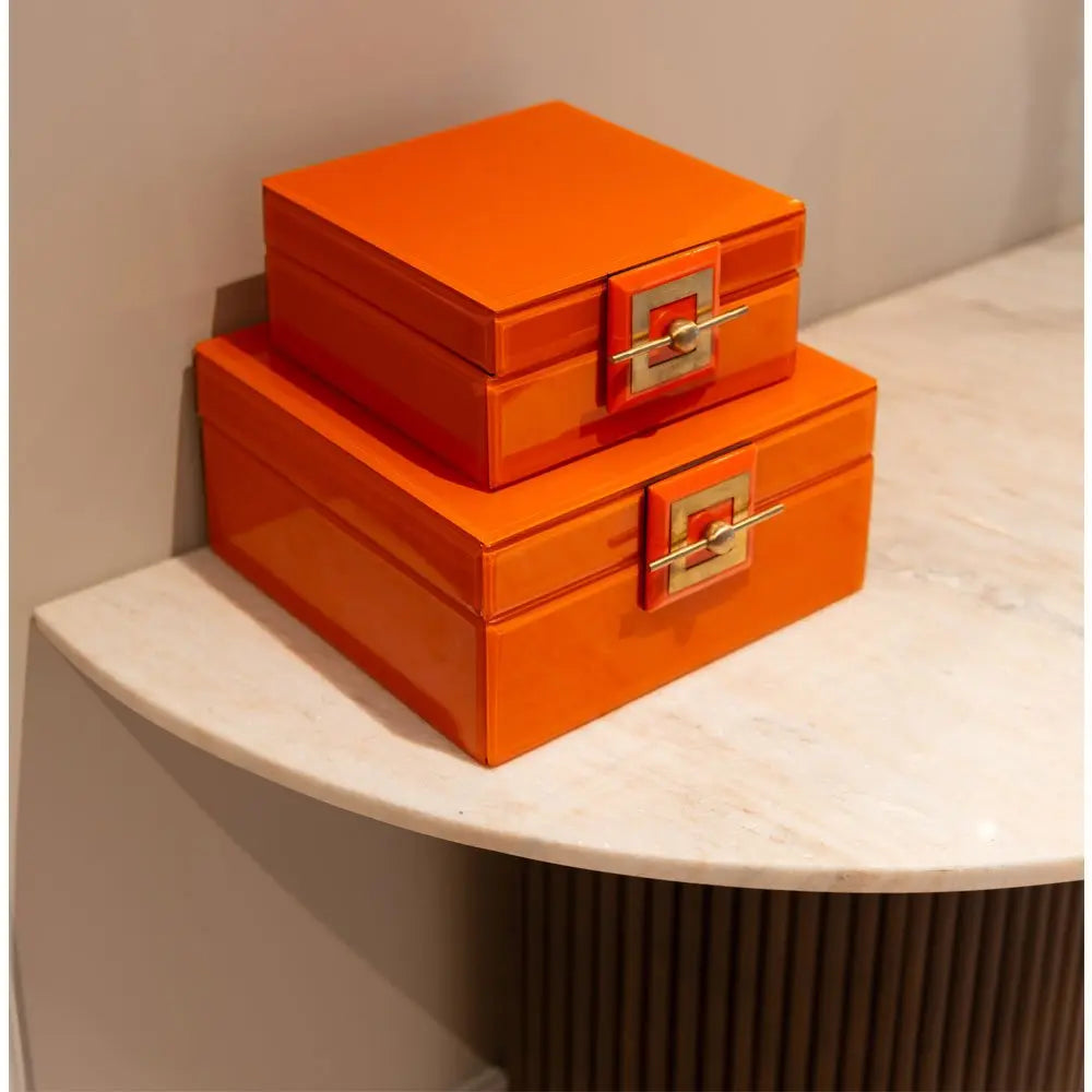 Richmond Interiors Mayfield Console Console Table