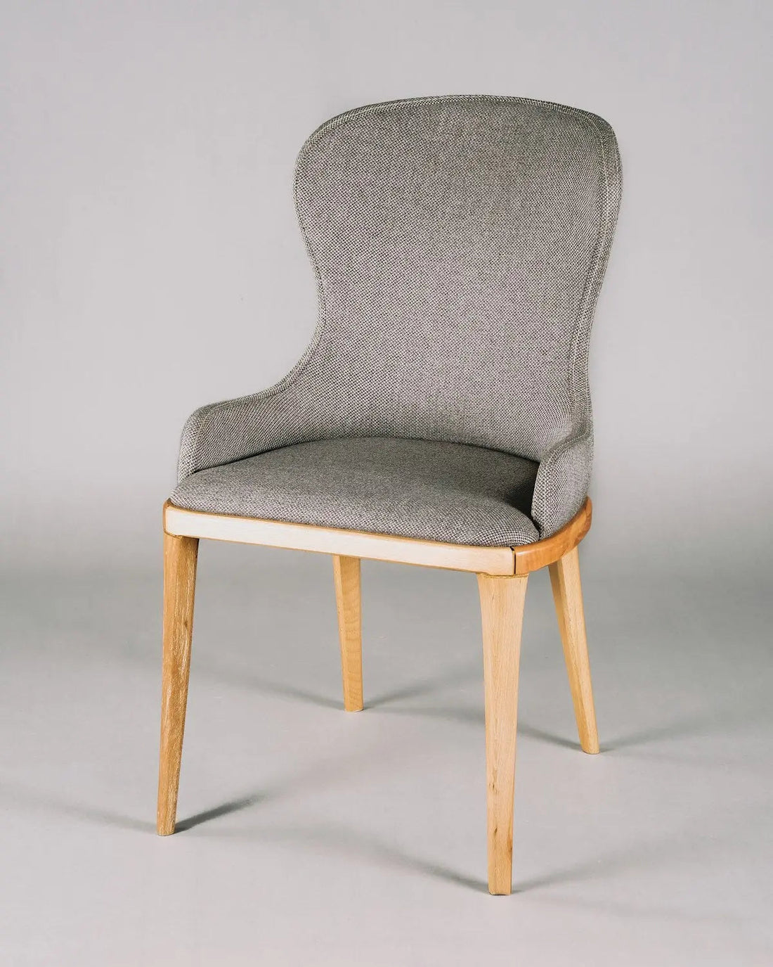Best Curved Accent Chairs UK 2026: Buyer's Guide Nicholas John Interiors