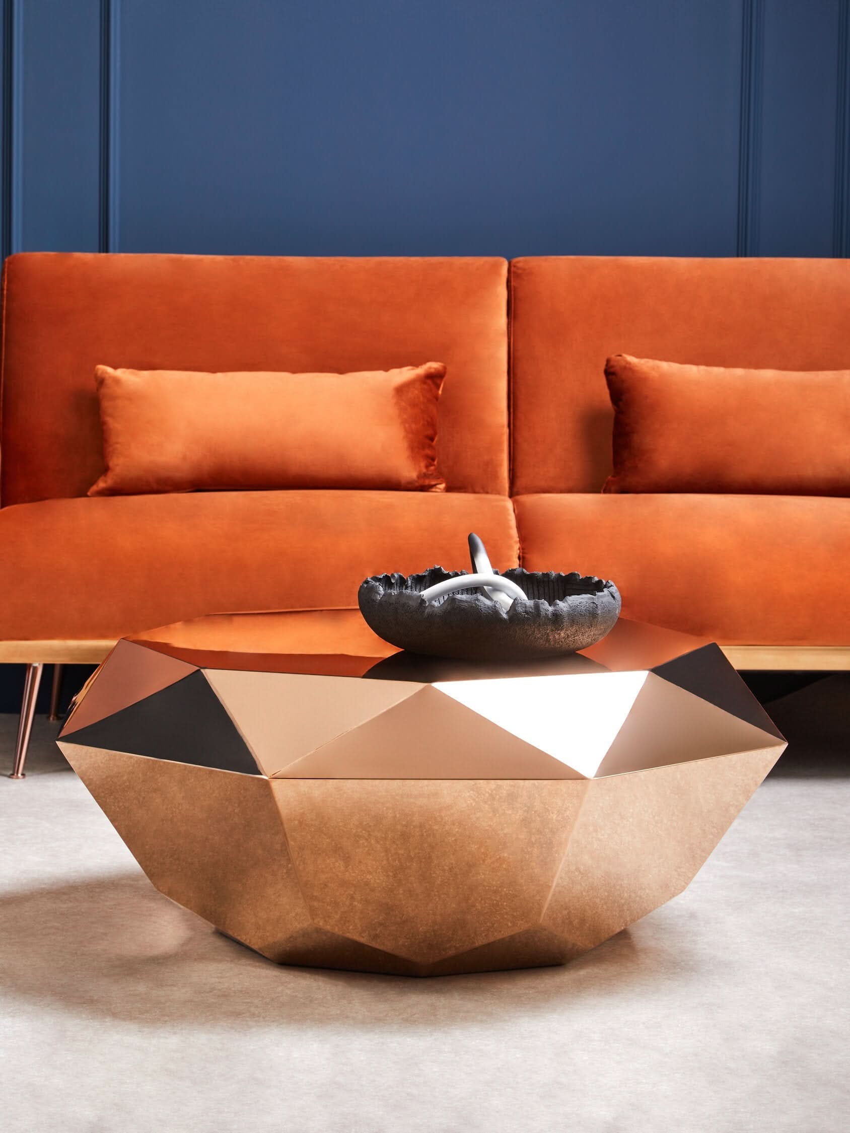 Broc Ombre Black and White Knot Sculpture   Nicholas John Interiors