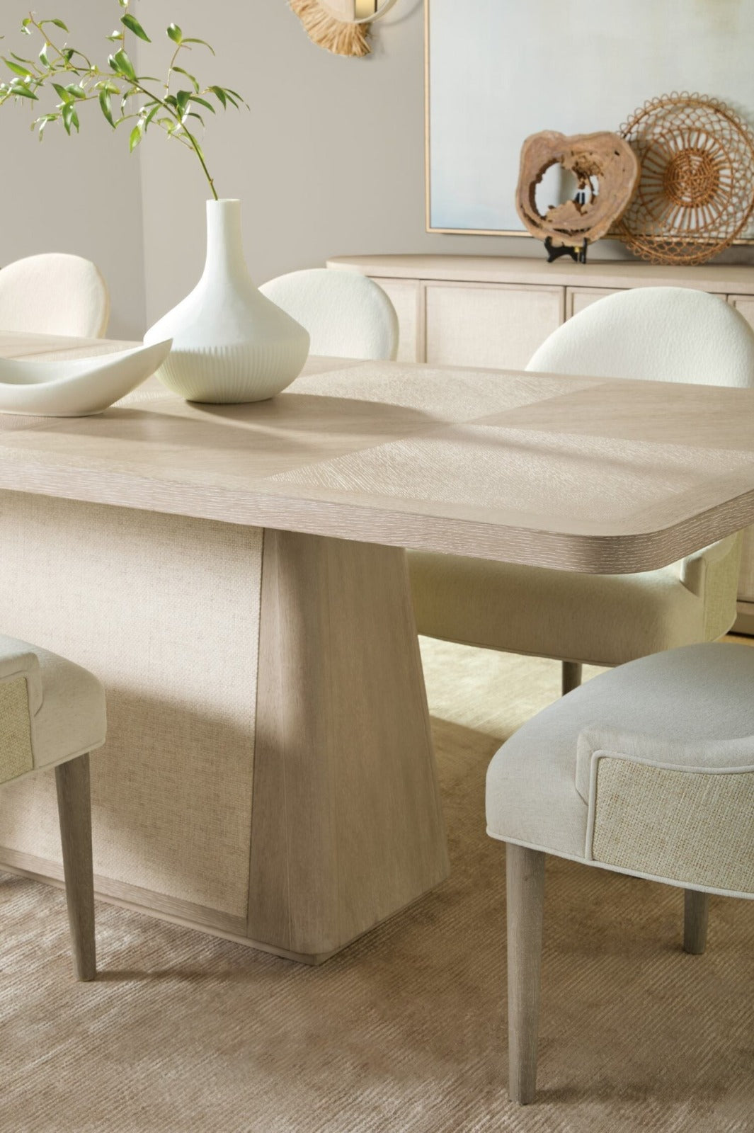 Hooker Furniture Coastal Breeze Rectangle Extending Dining Table - 195-250cm