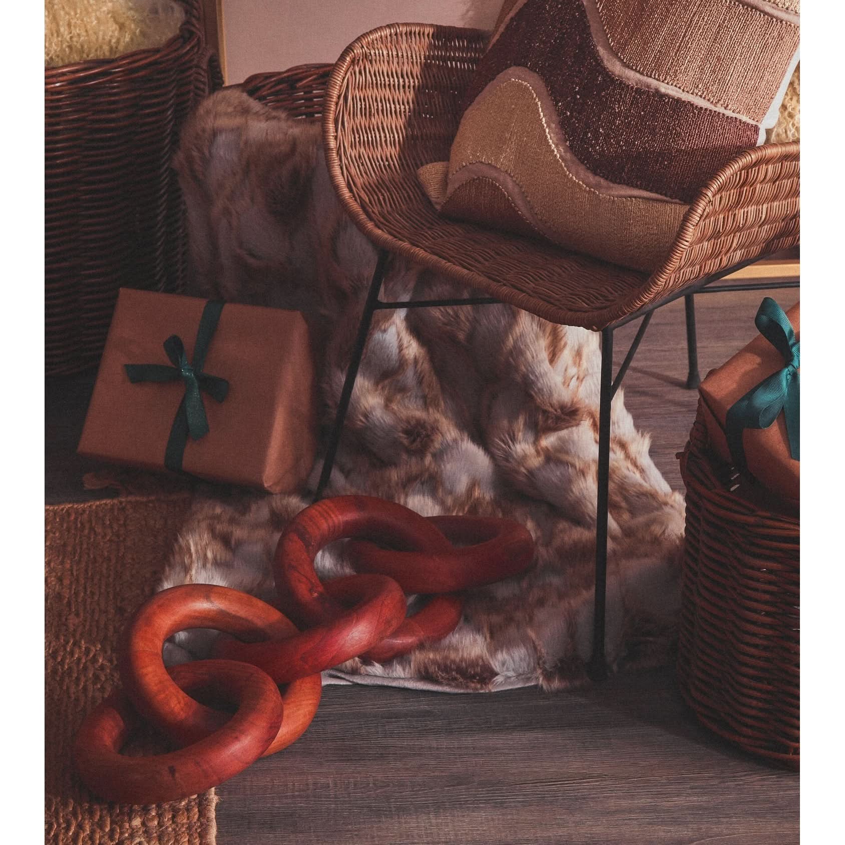 Cato Natural Wooden 5 Link Floor Decor Chain   Nicholas John Interiors