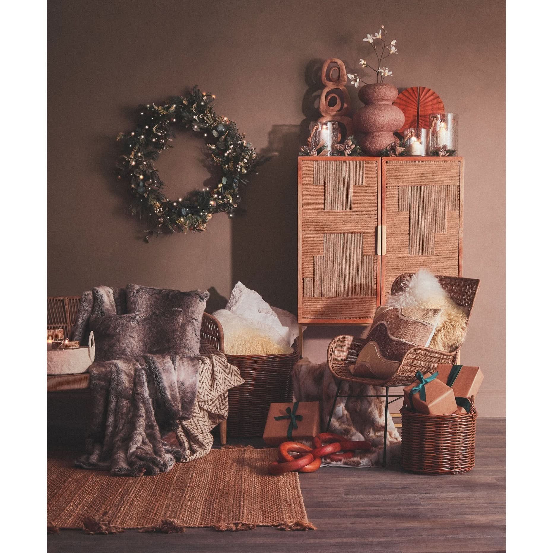 Cato Natural Wooden 5 Link Floor Decor Chain   Nicholas John Interiors