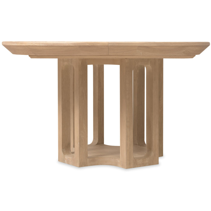 Hooker Furniture Banyon Bay Round Extending Dining Table - 137-183cm