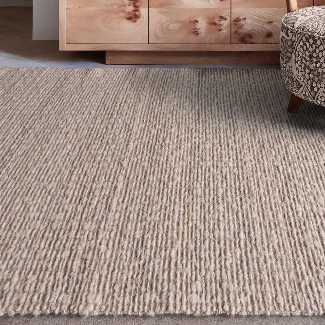 Lovelle Rug in Ivory - 183 x 274 cm