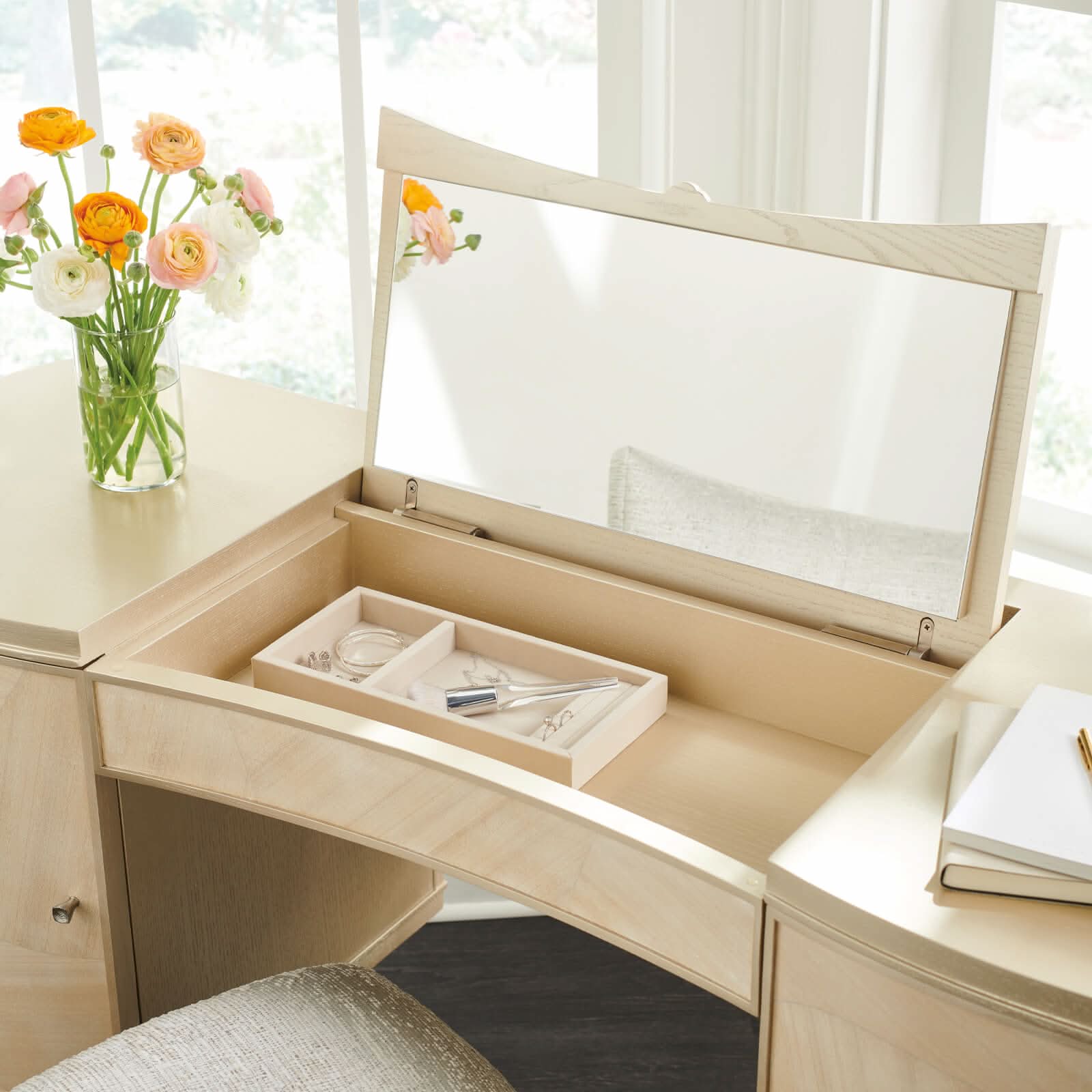 Caracole Fancy Me Dressing Table   Nicholas John Interiors