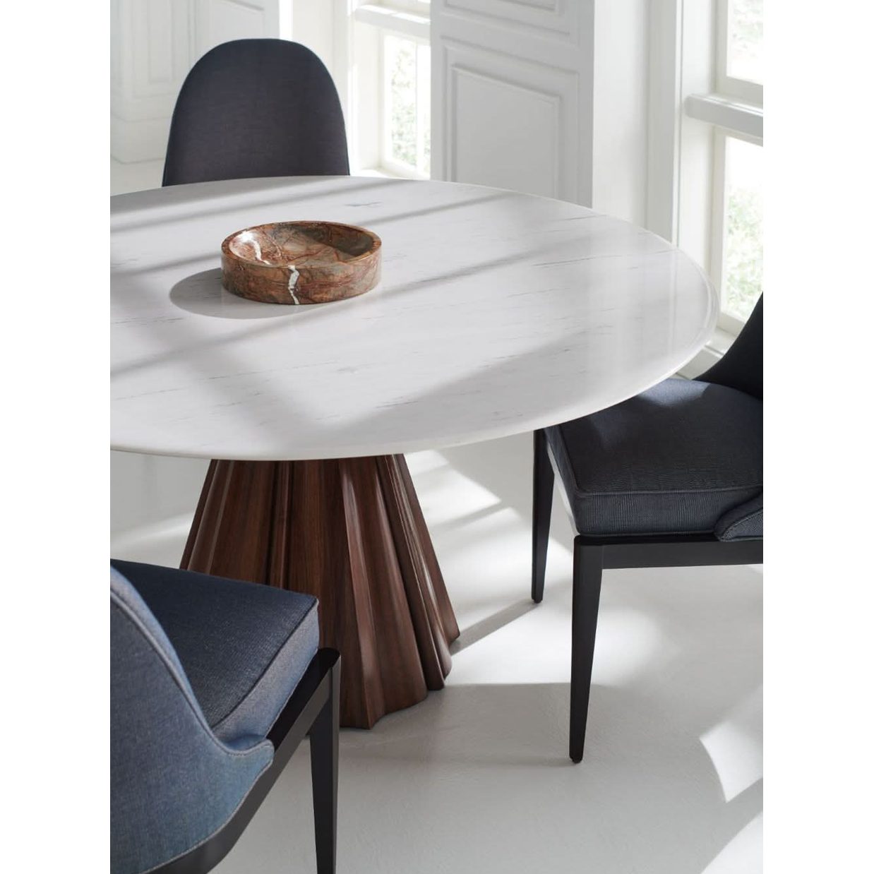Caracole All Natural Round Dining Table - 152cm   Nicholas John Interiors
