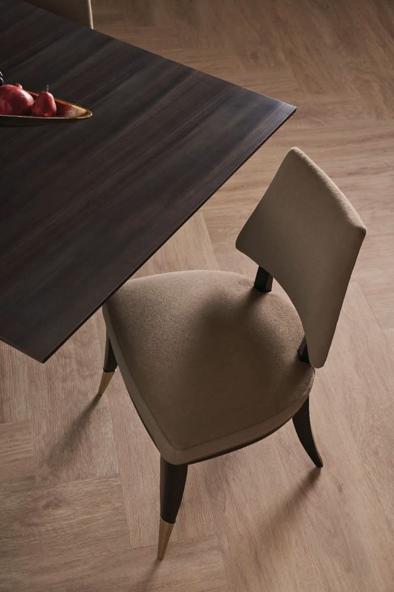 Caracole D'Orsay Extending Dining Table - 223-284cm   Nicholas John Interiors
