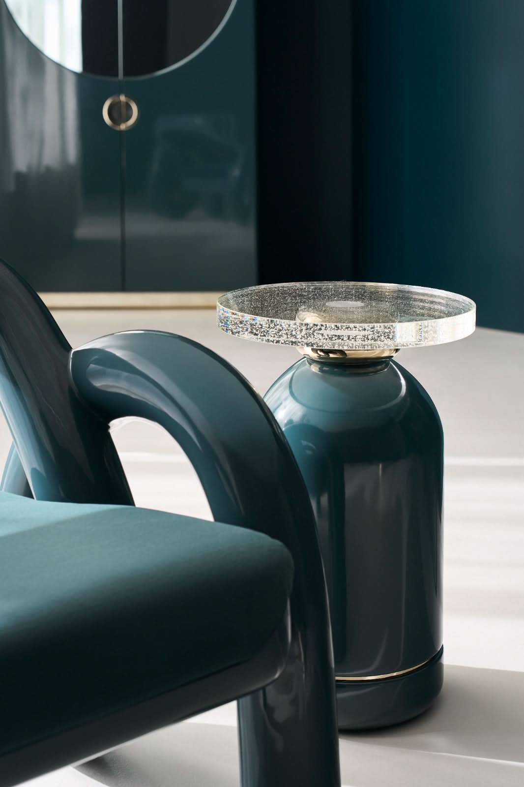 Caracole Gelee Round Accent Table in Apatite   Nicholas John Interiors