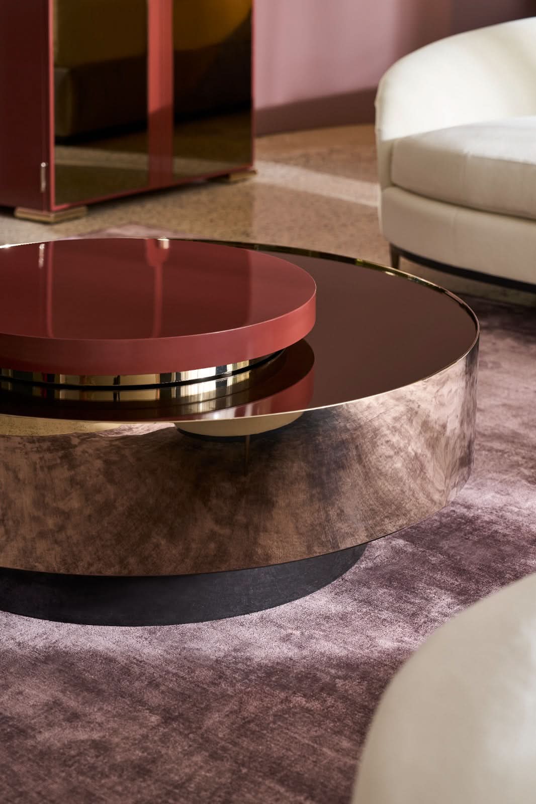 Caracole Radius Coffee Table Round Accent Tray   Nicholas John Interiors