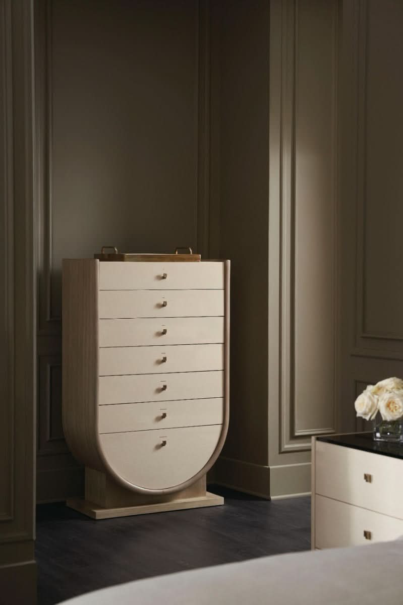 Caracole Amphora Chest of Drawers   Nicholas John Interiors