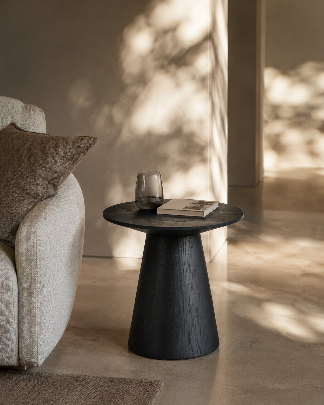 Tommy Franks Tavamo Side Table - Black Oak