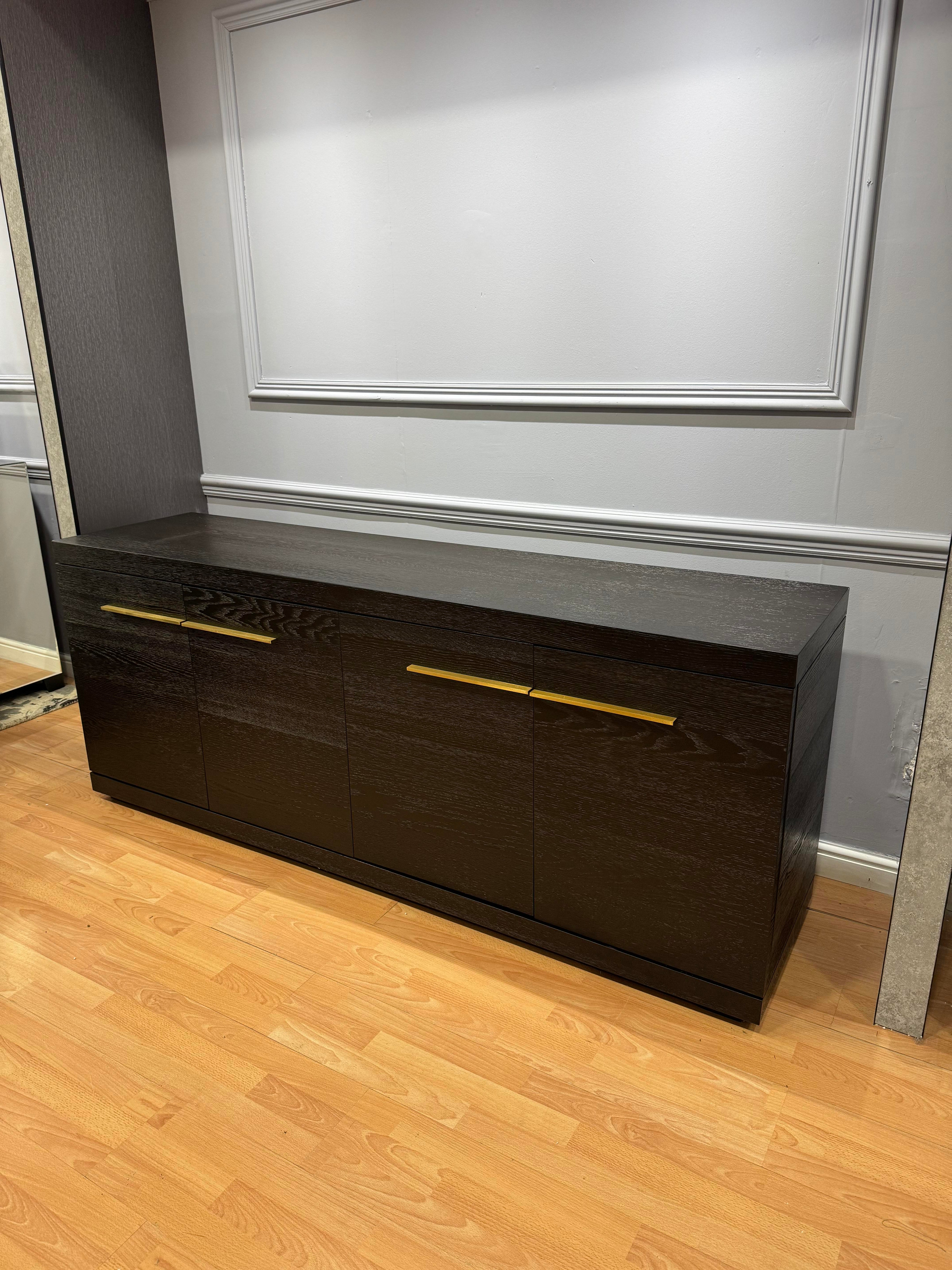 Berkeley Designs Sorrento Sideboard in brown oak veneer - OUTLET