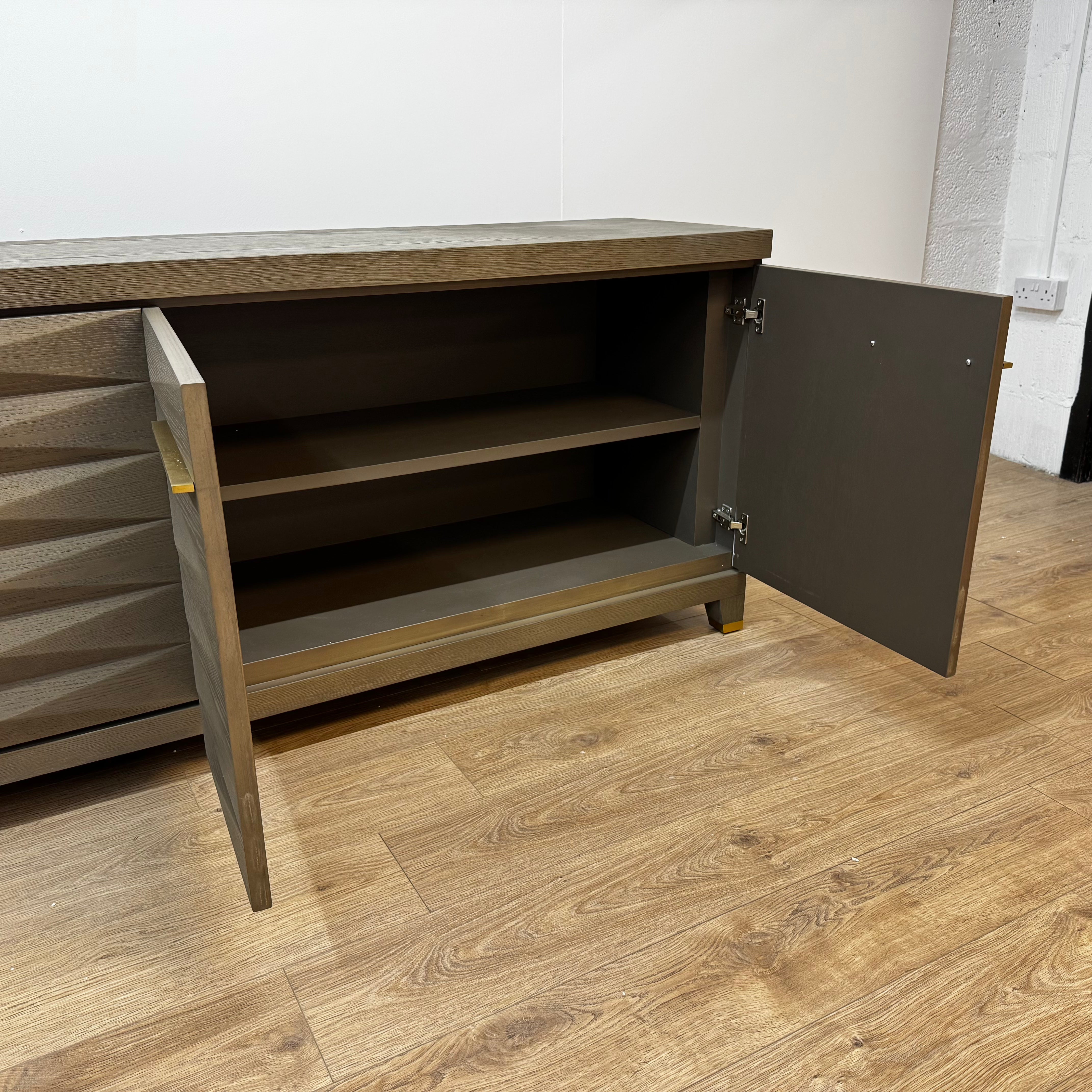Berkeley Designs Cassis Grey Taupe Oak 4 Door Sideboard - OUTLET