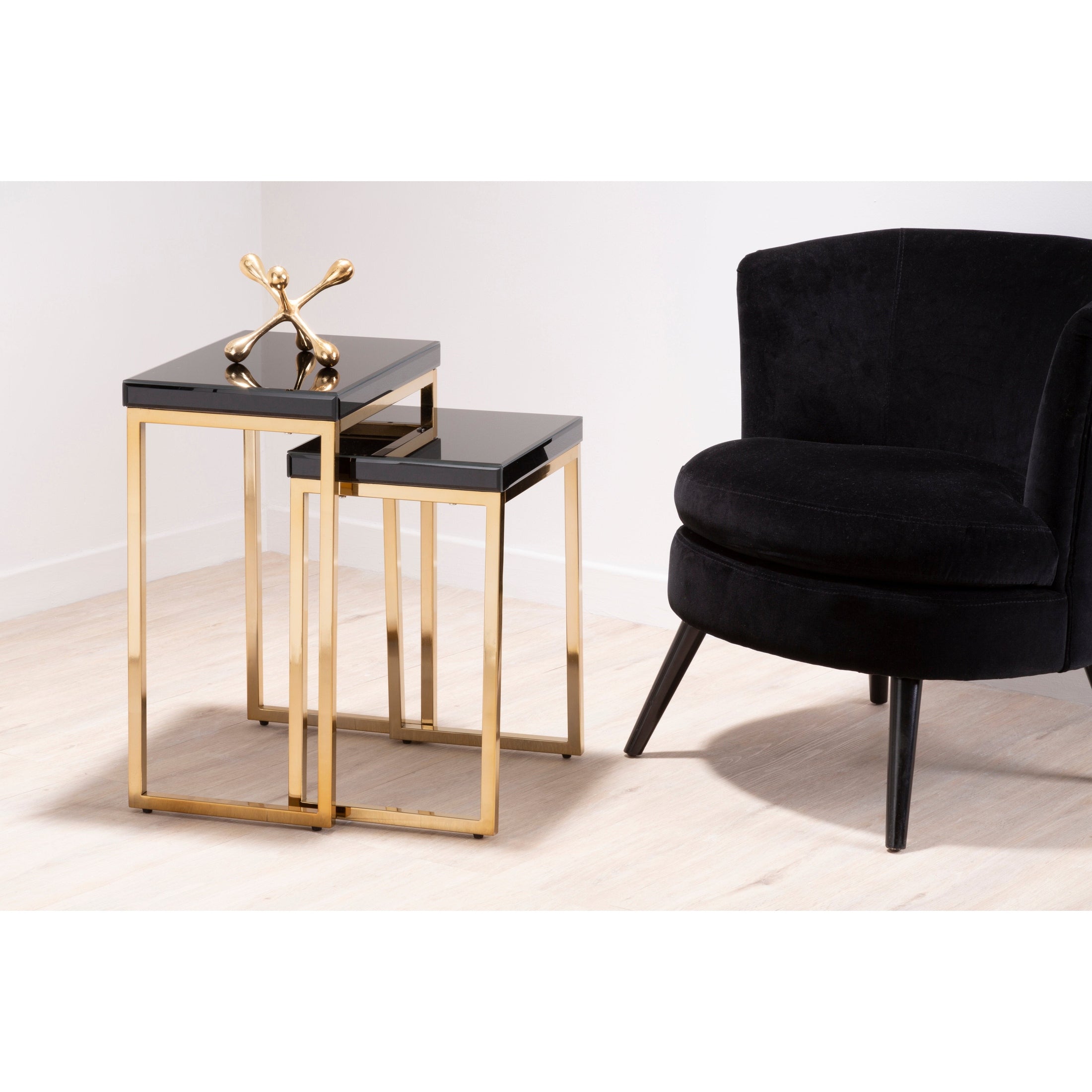 Kenswick Townhouse Set Of 2 Nesting Tables  Nicholas John Interiors