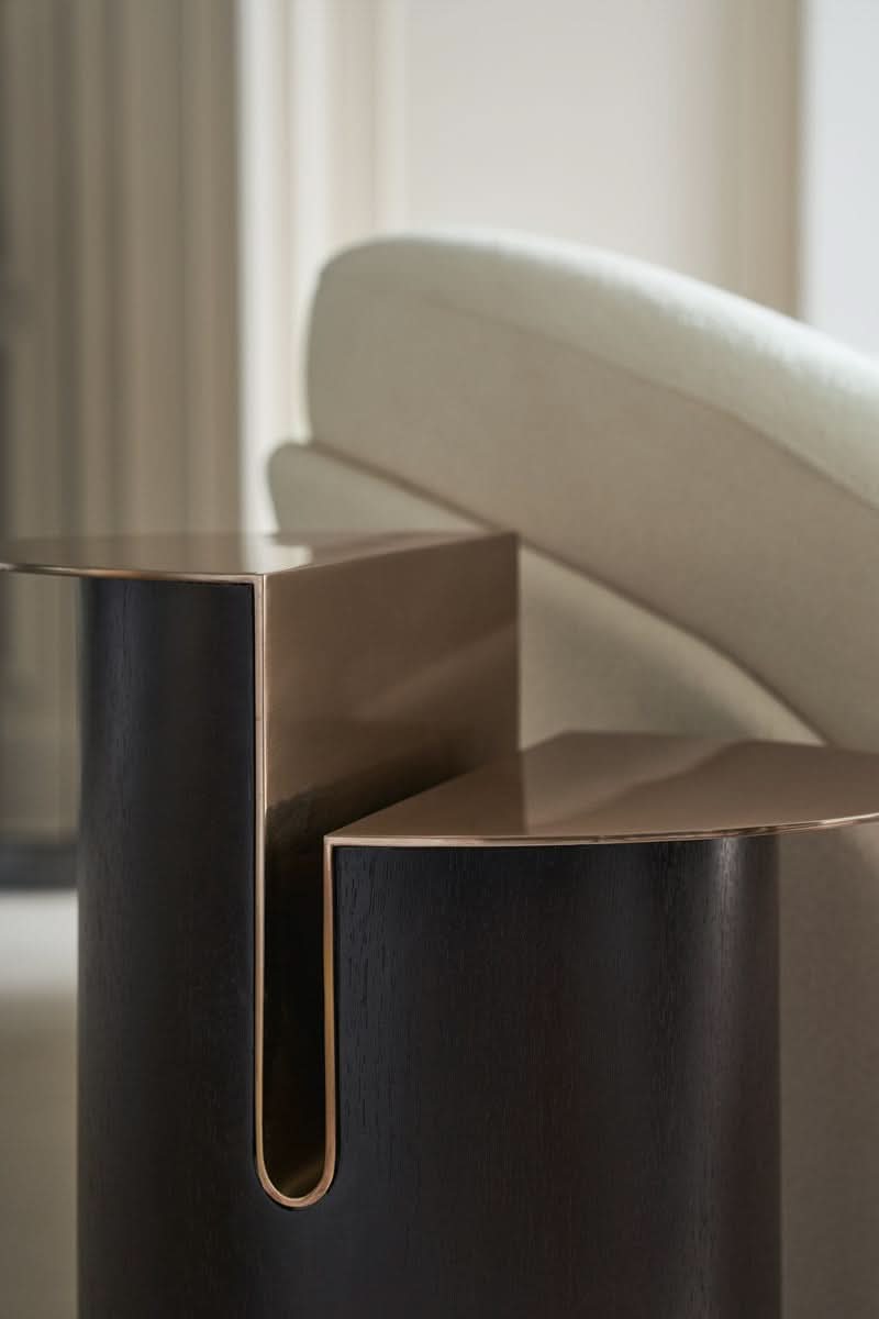 Caracole Discord Accent Table   Nicholas John Interiors