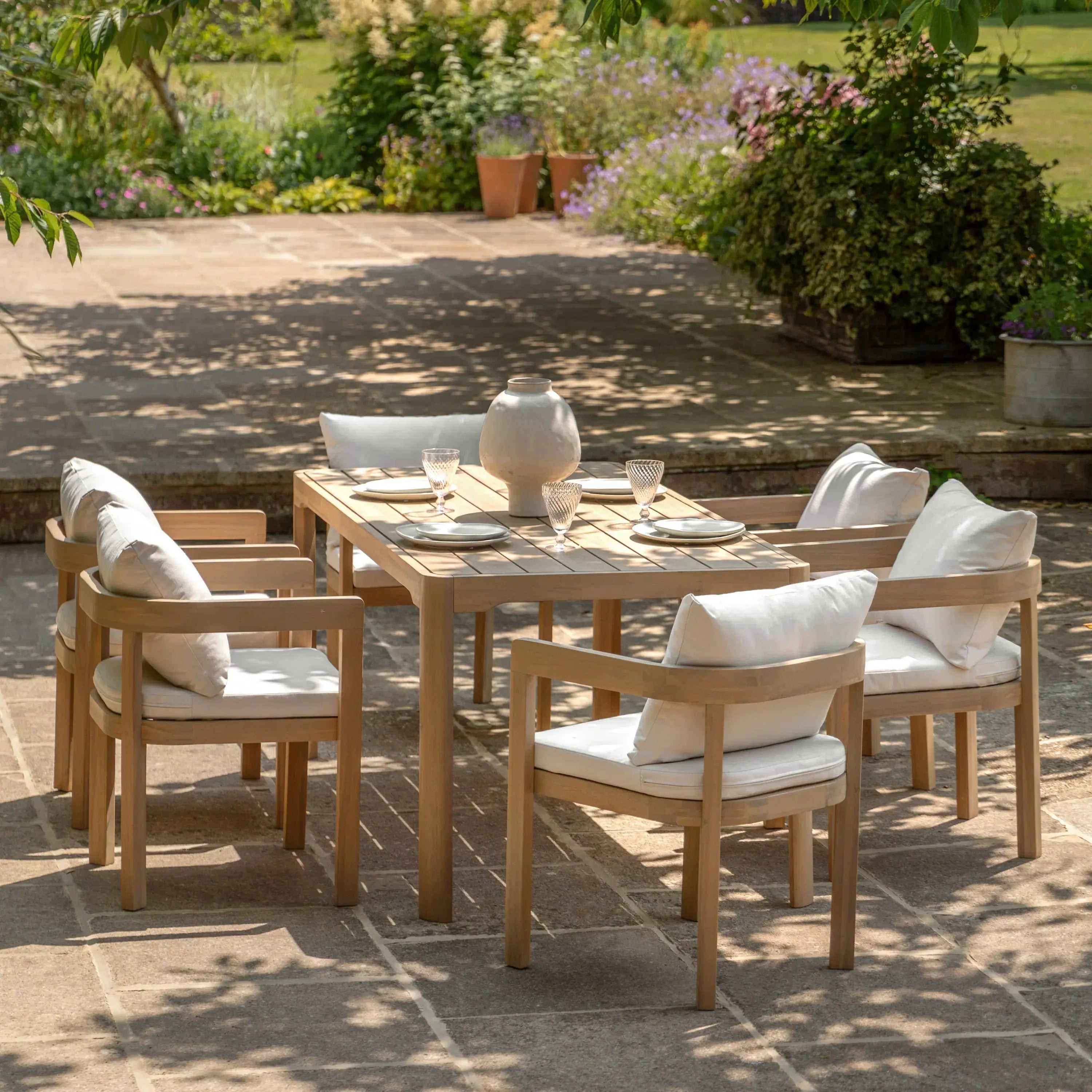 Madera 6 Seater Dining Set   Nicholas John Interiors