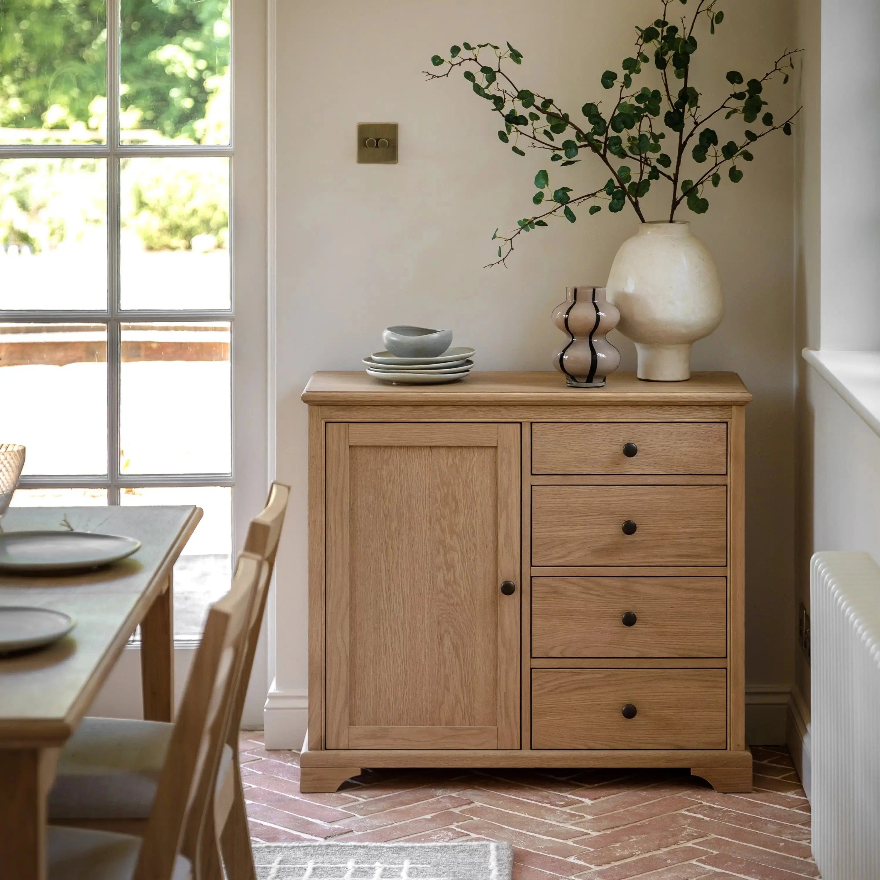 Malora 1 Door 4 Drawer Sideboard   Nicholas John Interiors