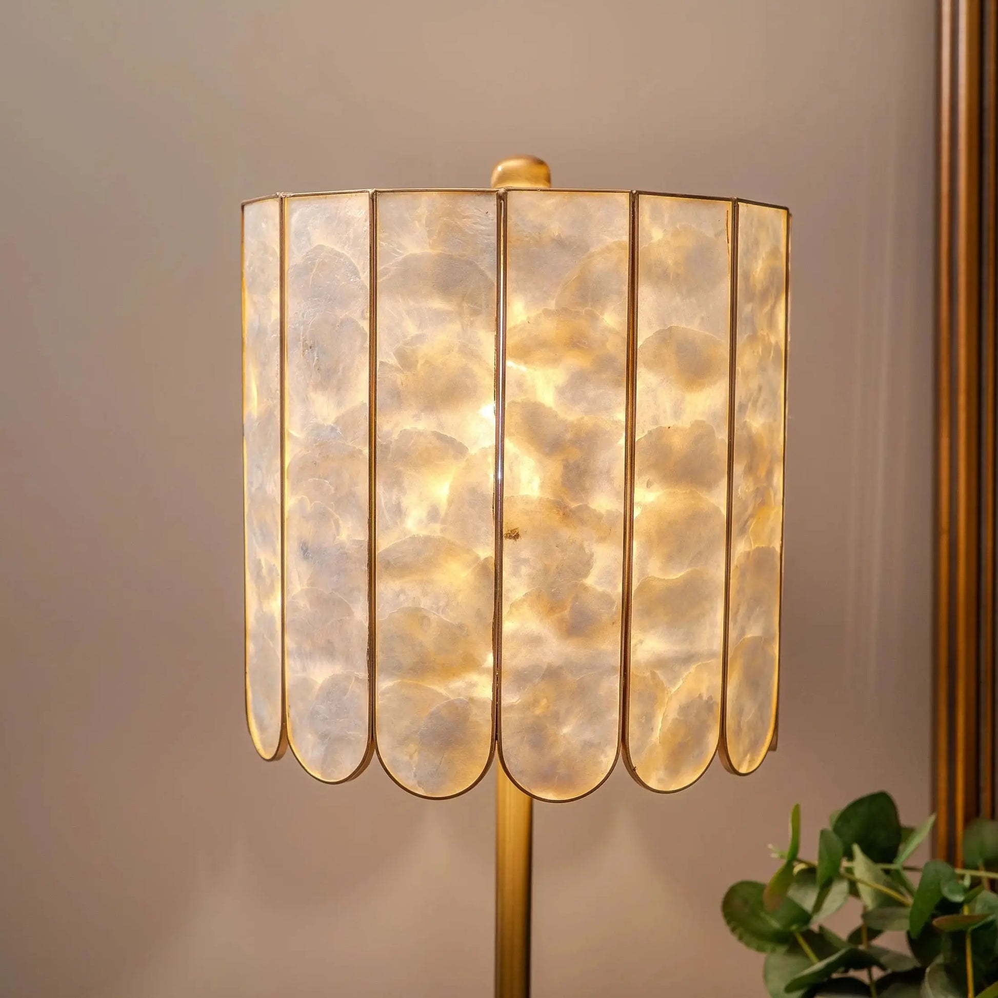 Mother of Pearl Buffet Lamp   Nicholas John Interiors