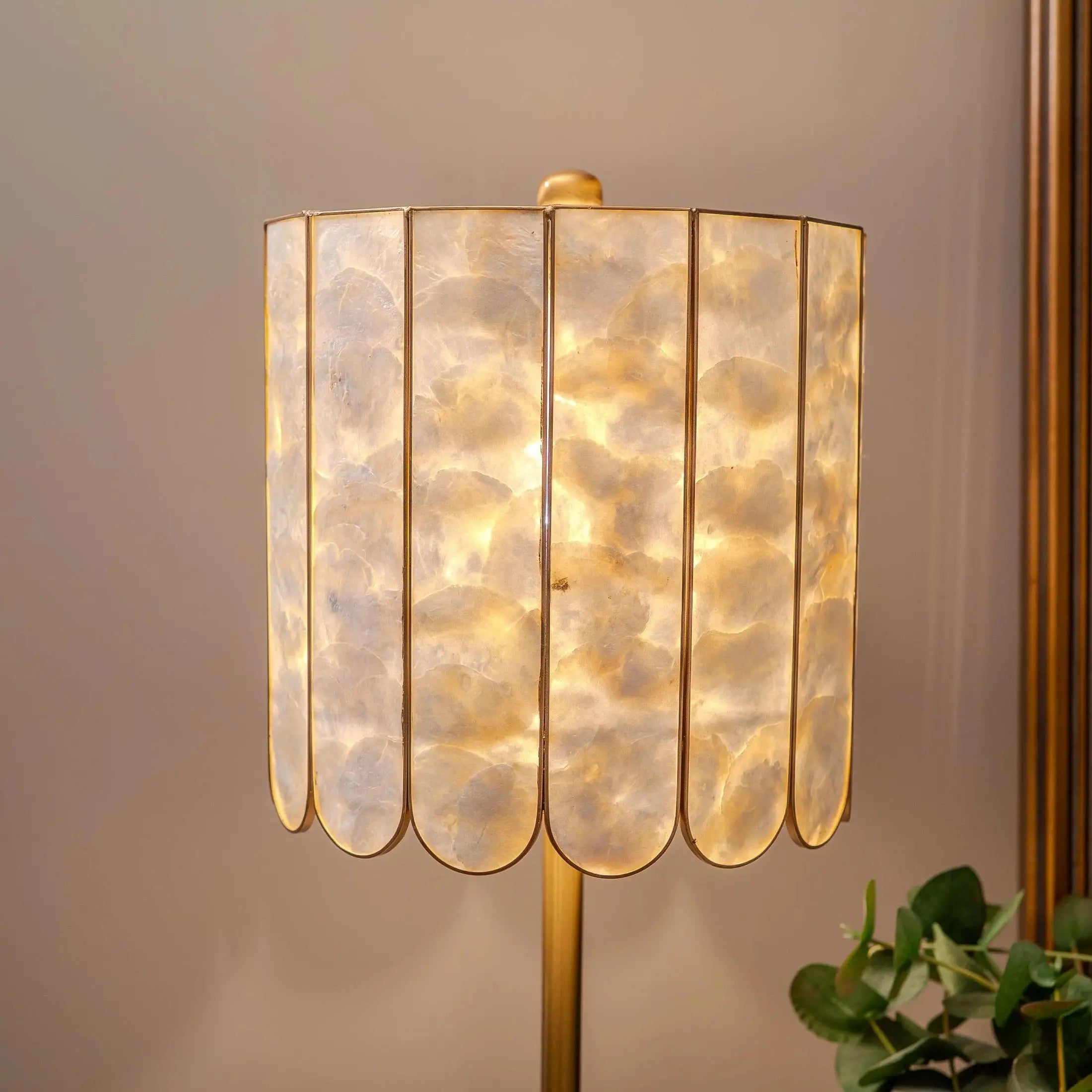 Mother of Pearl Buffet Lamp   Nicholas John Interiors