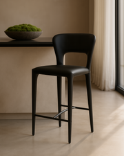 Tommy Franks Pari I Bar Stool - Mustang Black