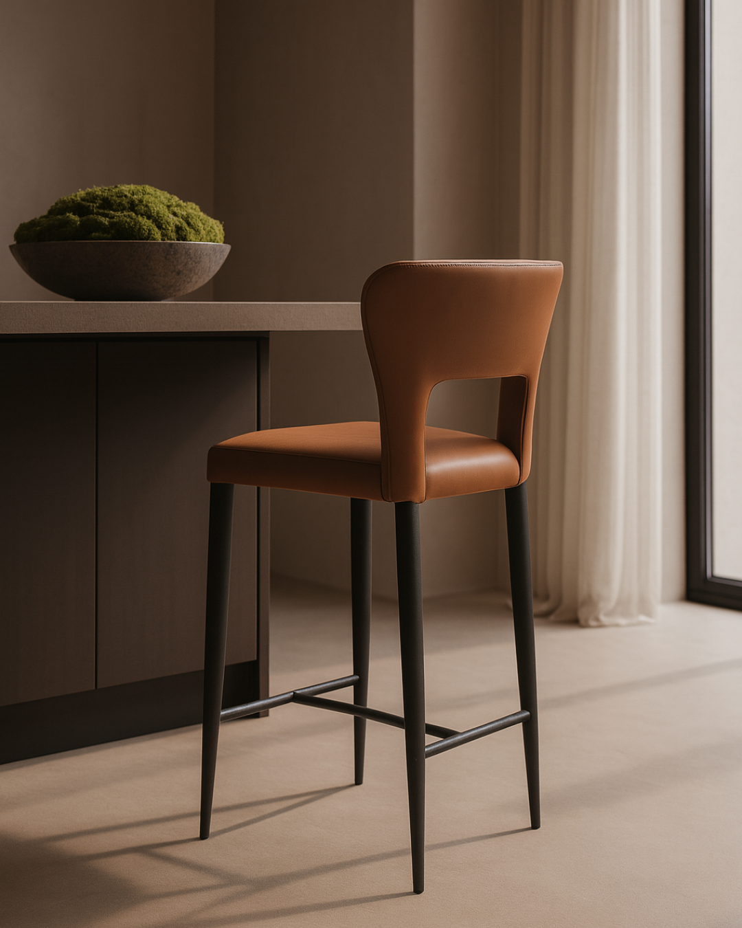Tommy Franks Pari II Bar Stool - Colonial   Nicholas John Interiors