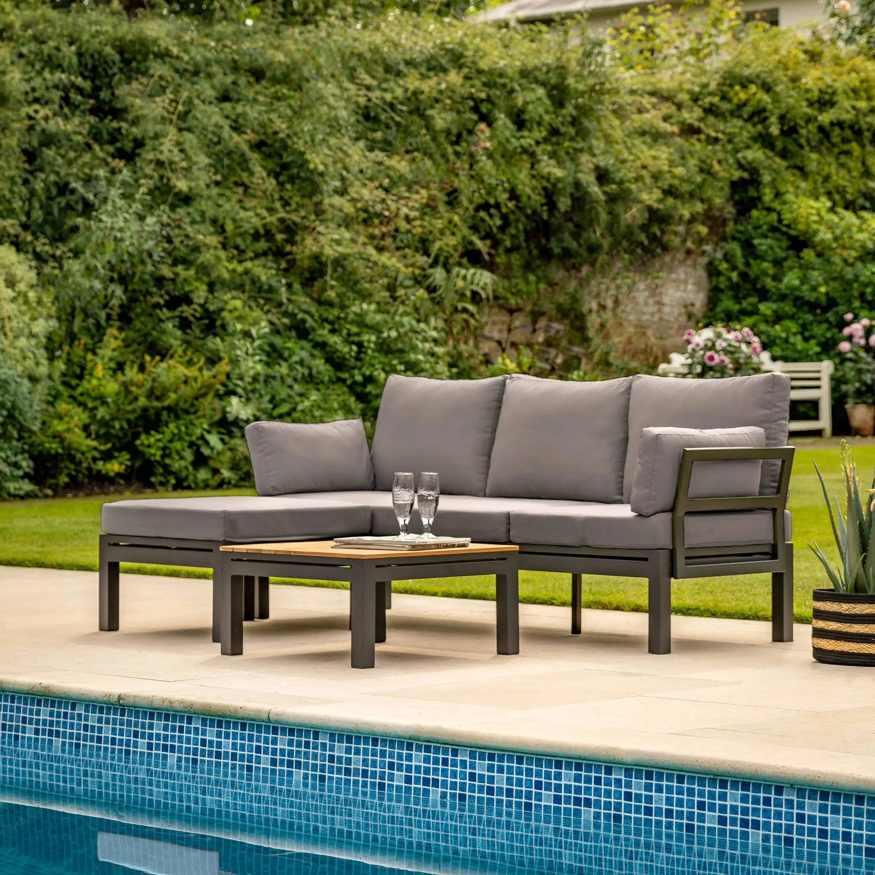 Pescano Outdoor Lounge Set - Grey   Nicholas John Interiors