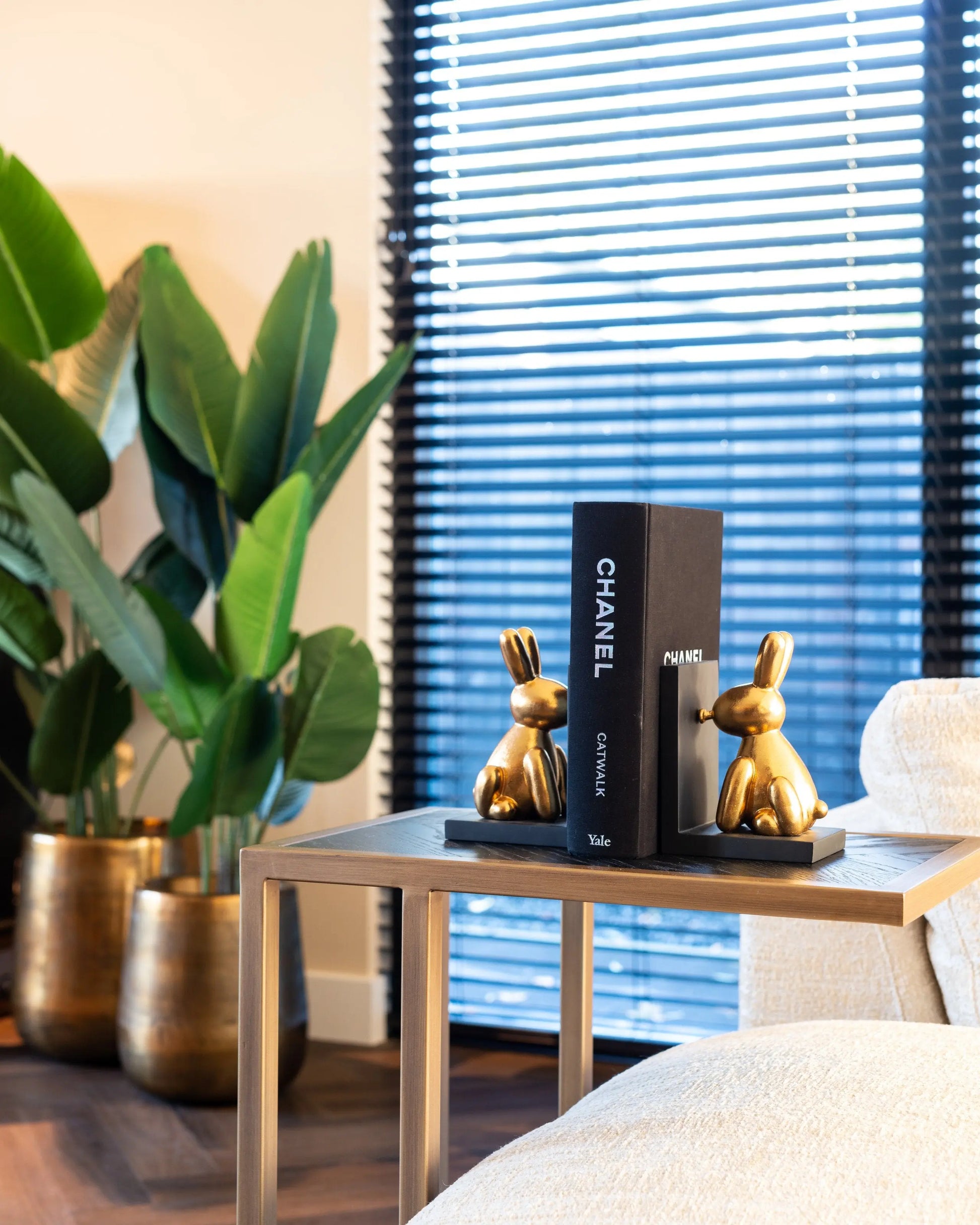 Sofa table Blackbone Brass black rustic   Nicholas John Interiors