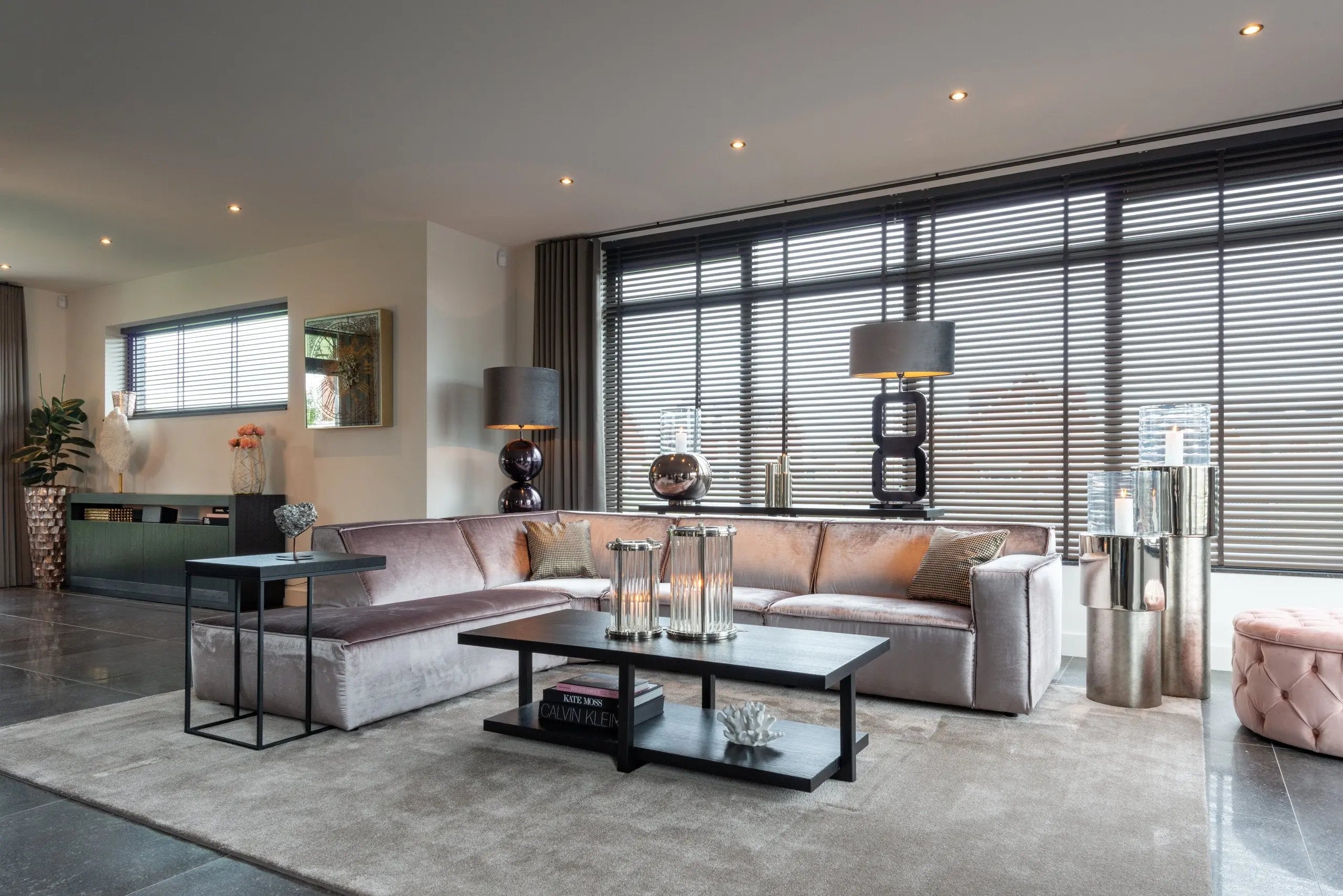 Sofa table Oakura black   Nicholas John Interiors