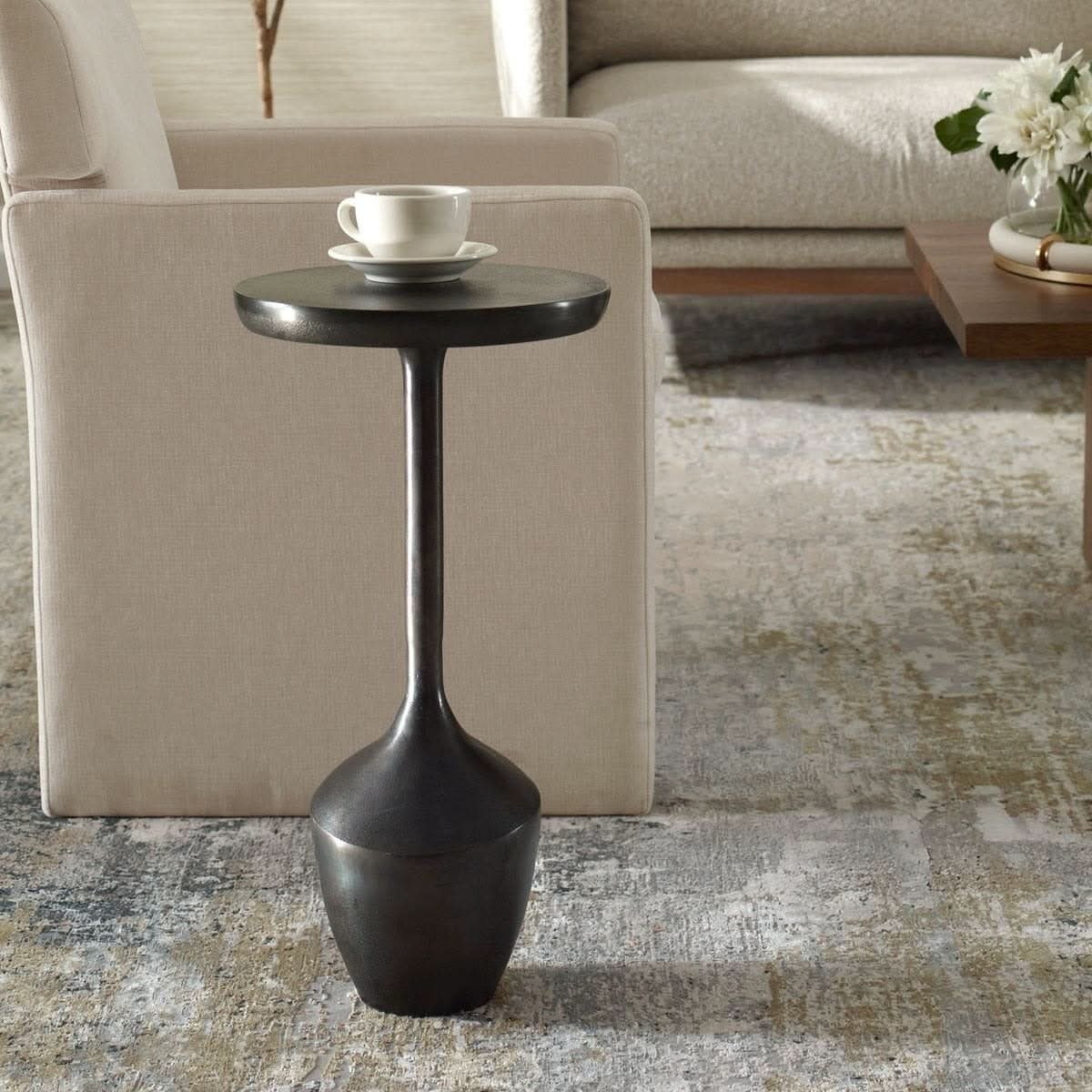 Keiichi Oakley Side Table   Nicholas John Interiors
