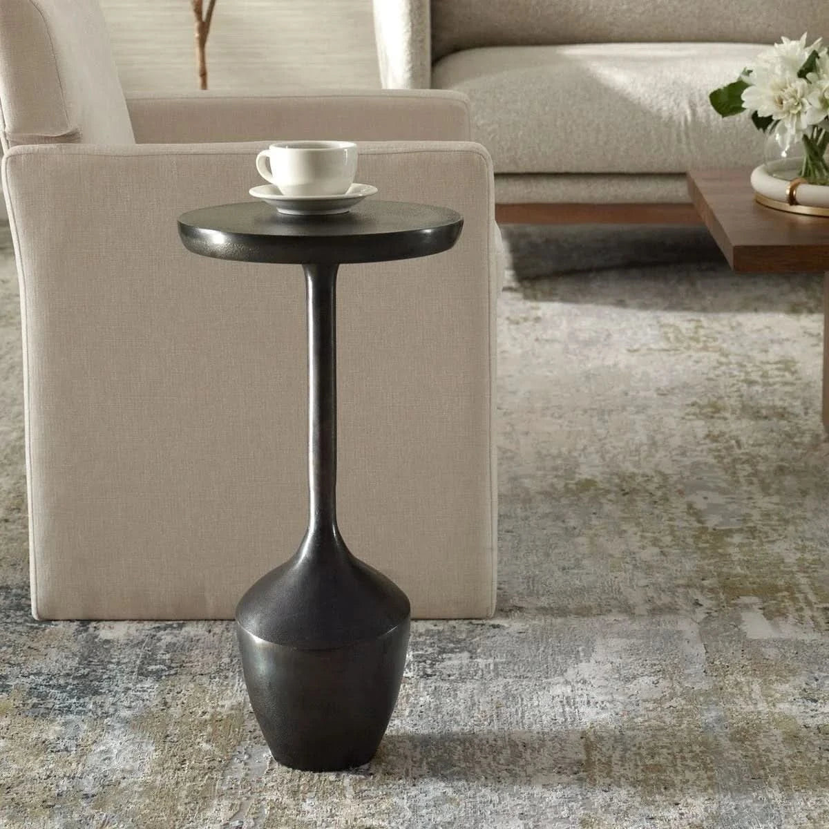 Keiichi Oakley Side Table   Nicholas John Interiors