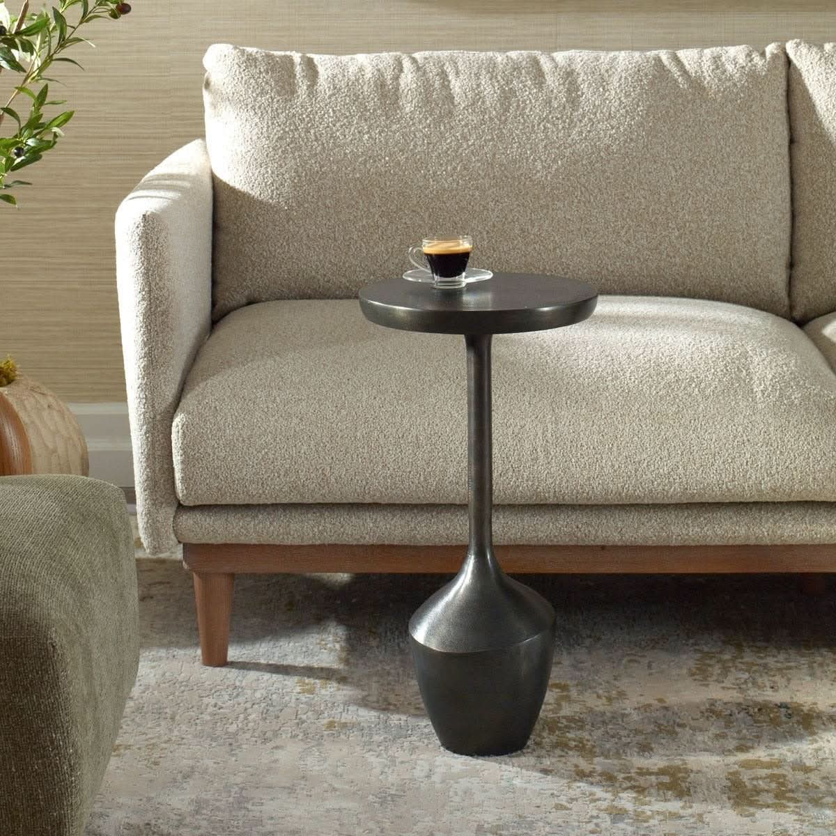 Keiichi Oakley Side Table   Nicholas John Interiors