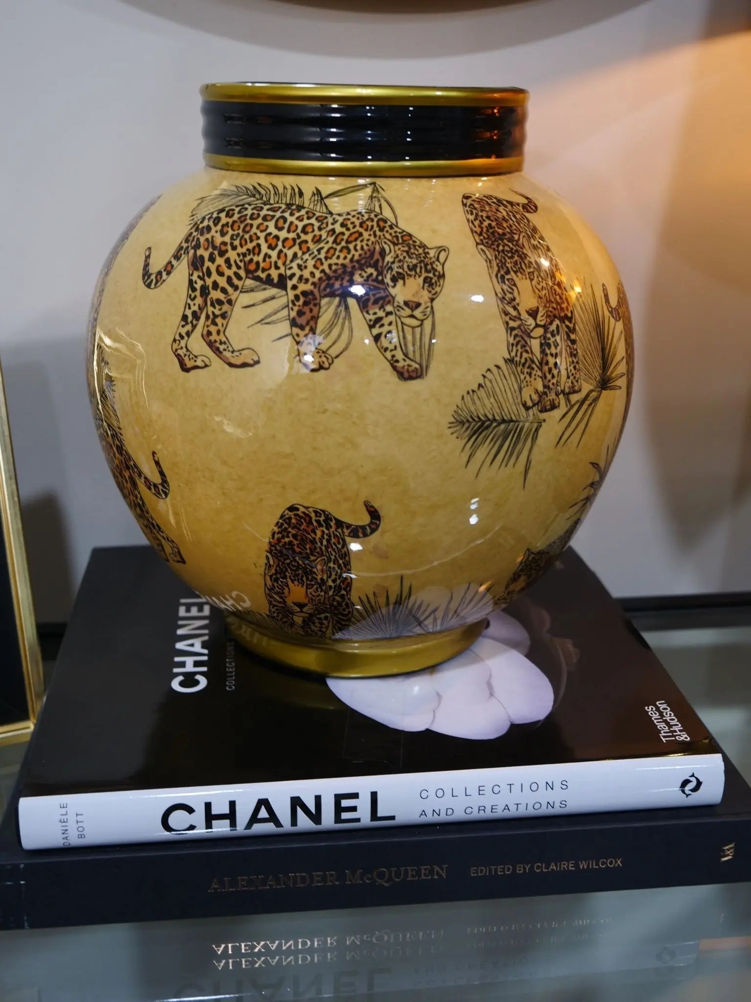 Zanizibar Vase   Nicholas John Interiors