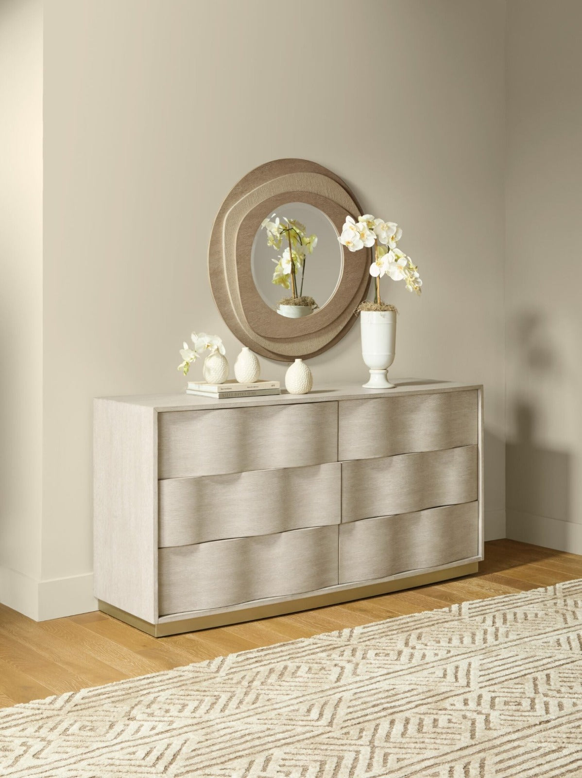 Hooker Furniture Coastal Breeze Round Mirror