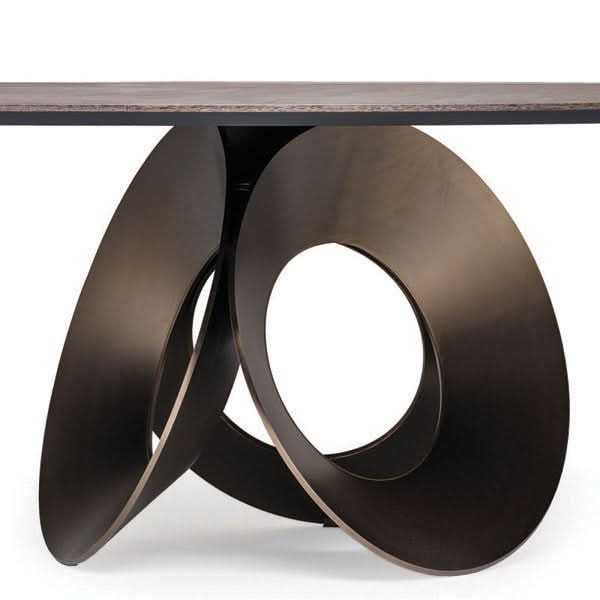 Tommy Franks Arketipo Dining Table   Nicholas John Interiors
