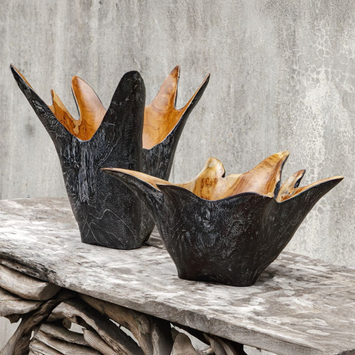 Uttermost Starpetal Indoor/Outdoor Bowls, Set of 2